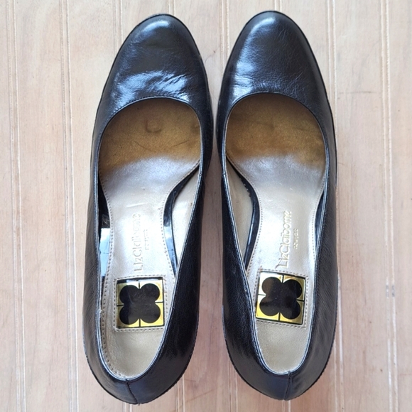 Liz Claiborne "Cammie" Black Leather High Heel Pumps Elegant Chic Round Toe - Picture 2 of 16